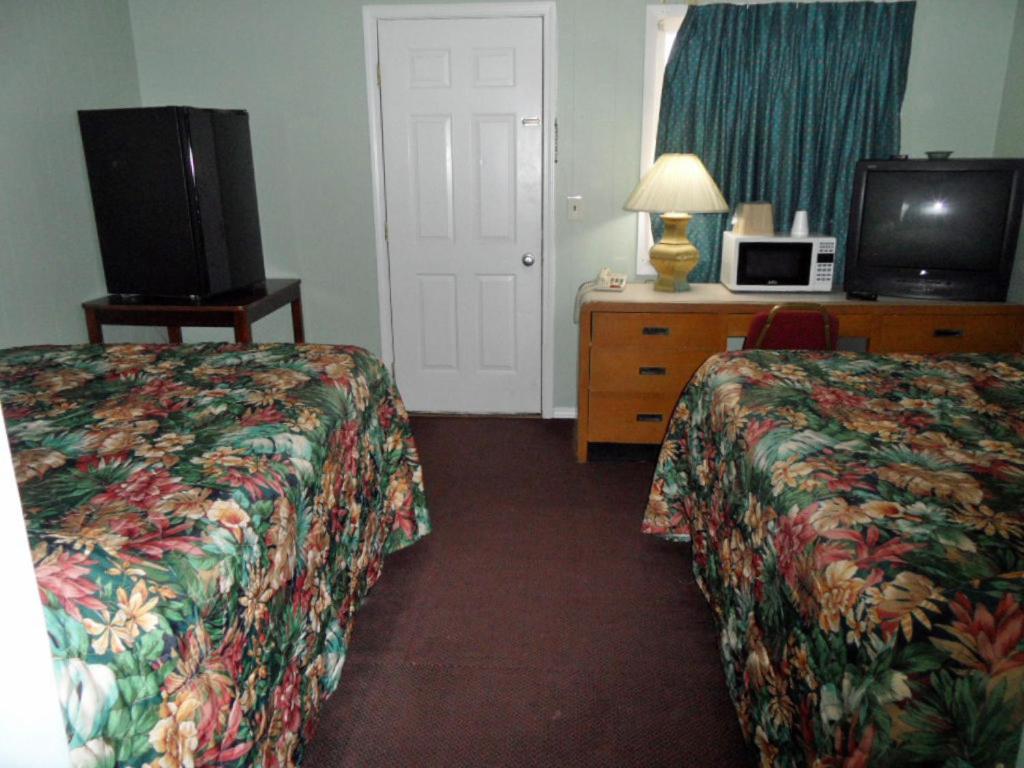 Skyland Motel - Cornelia Phòng bức ảnh