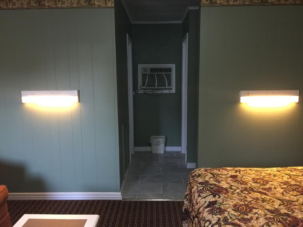Skyland Motel - Cornelia Ngoại thất bức ảnh